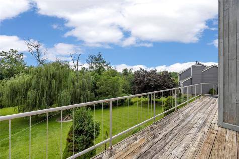 4315 Pioneer Trail SE Cedar Rapids IA 52403