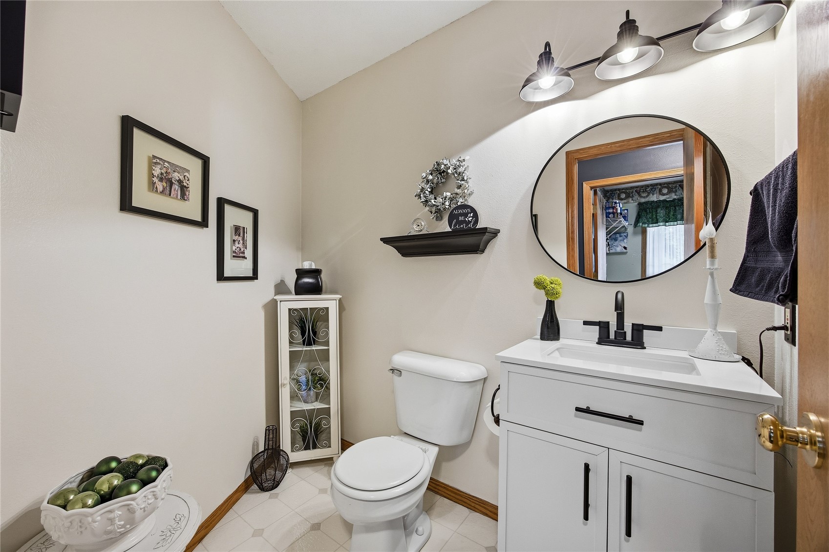 1403 Jackson Woods Court NW Cedar Rapids IA 52405