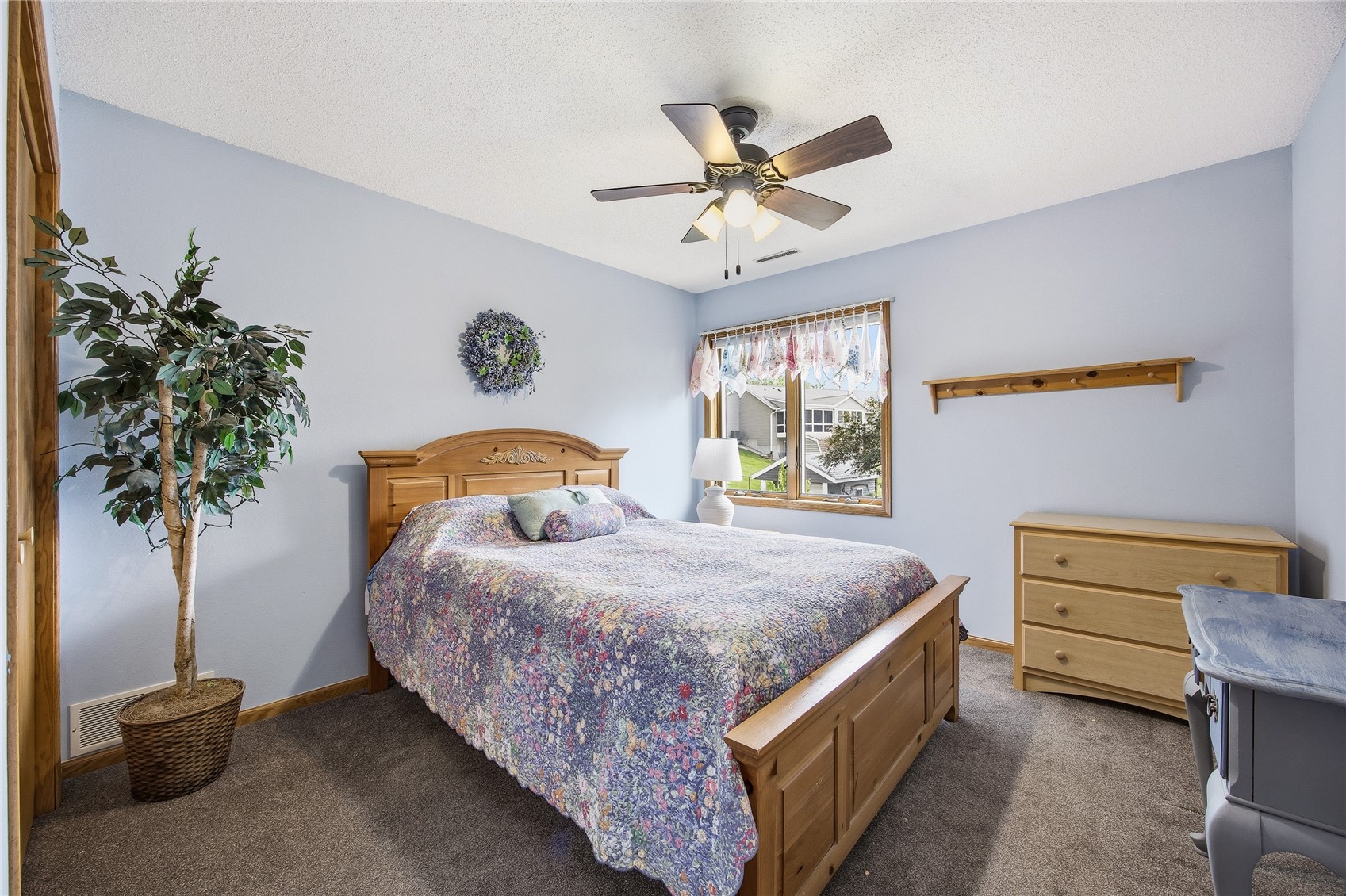 1403 Jackson Woods Court NW Cedar Rapids IA 52405