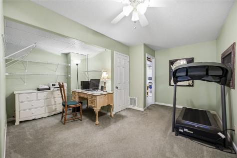 1403 Jackson Woods Court NW Cedar Rapids IA 52405