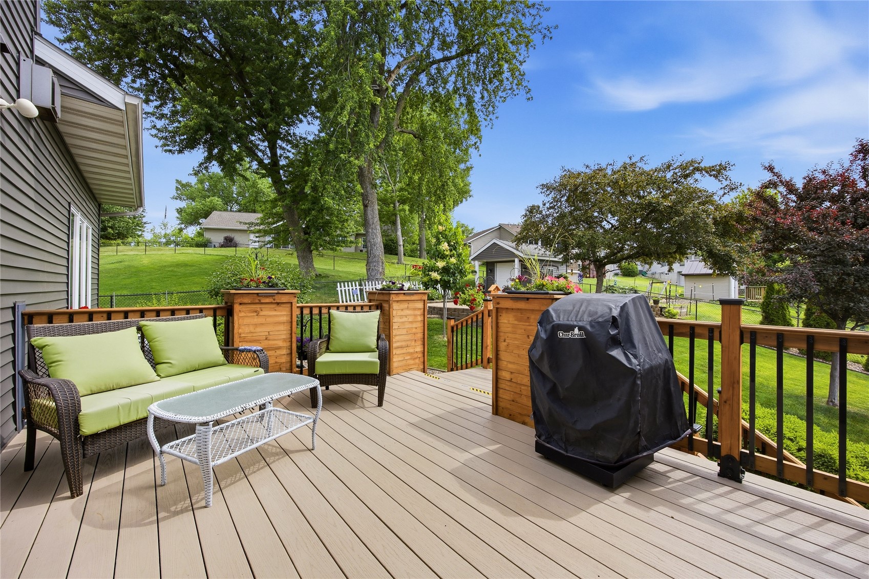 1403 Jackson Woods Court NW Cedar Rapids IA 52405