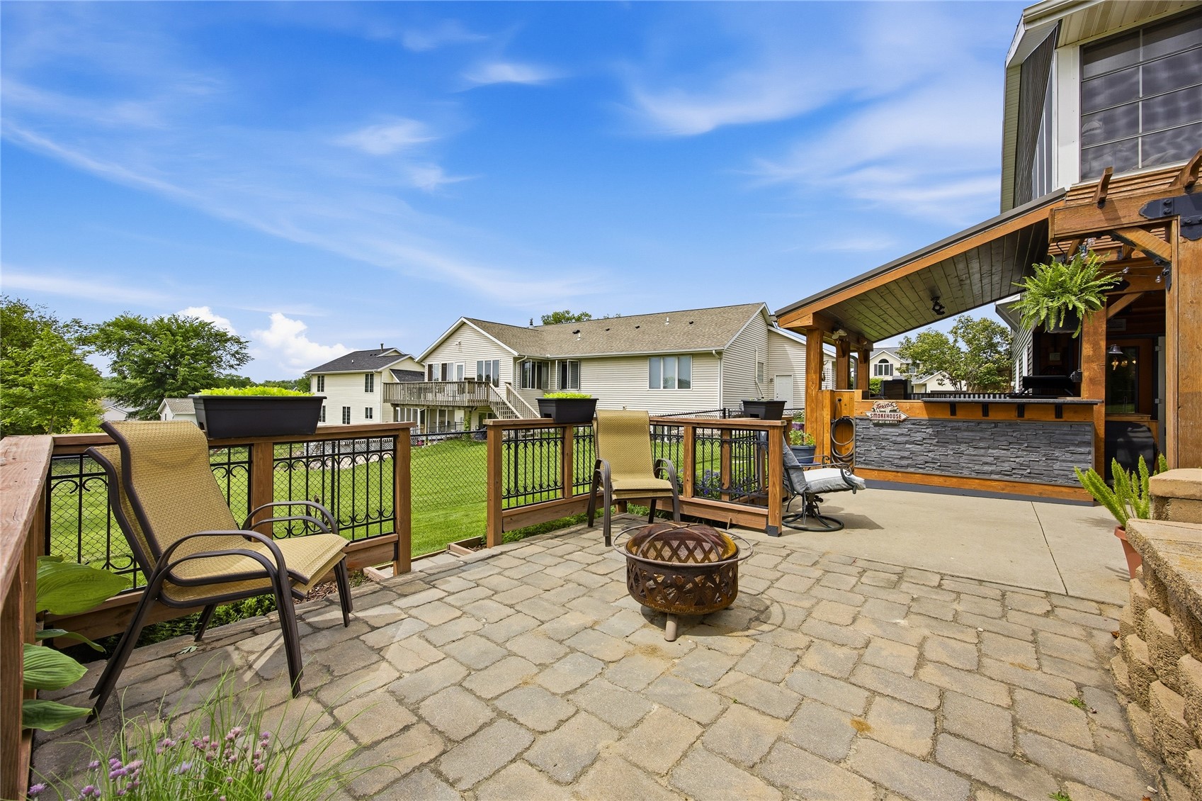 1403 Jackson Woods Court NW Cedar Rapids IA 52405