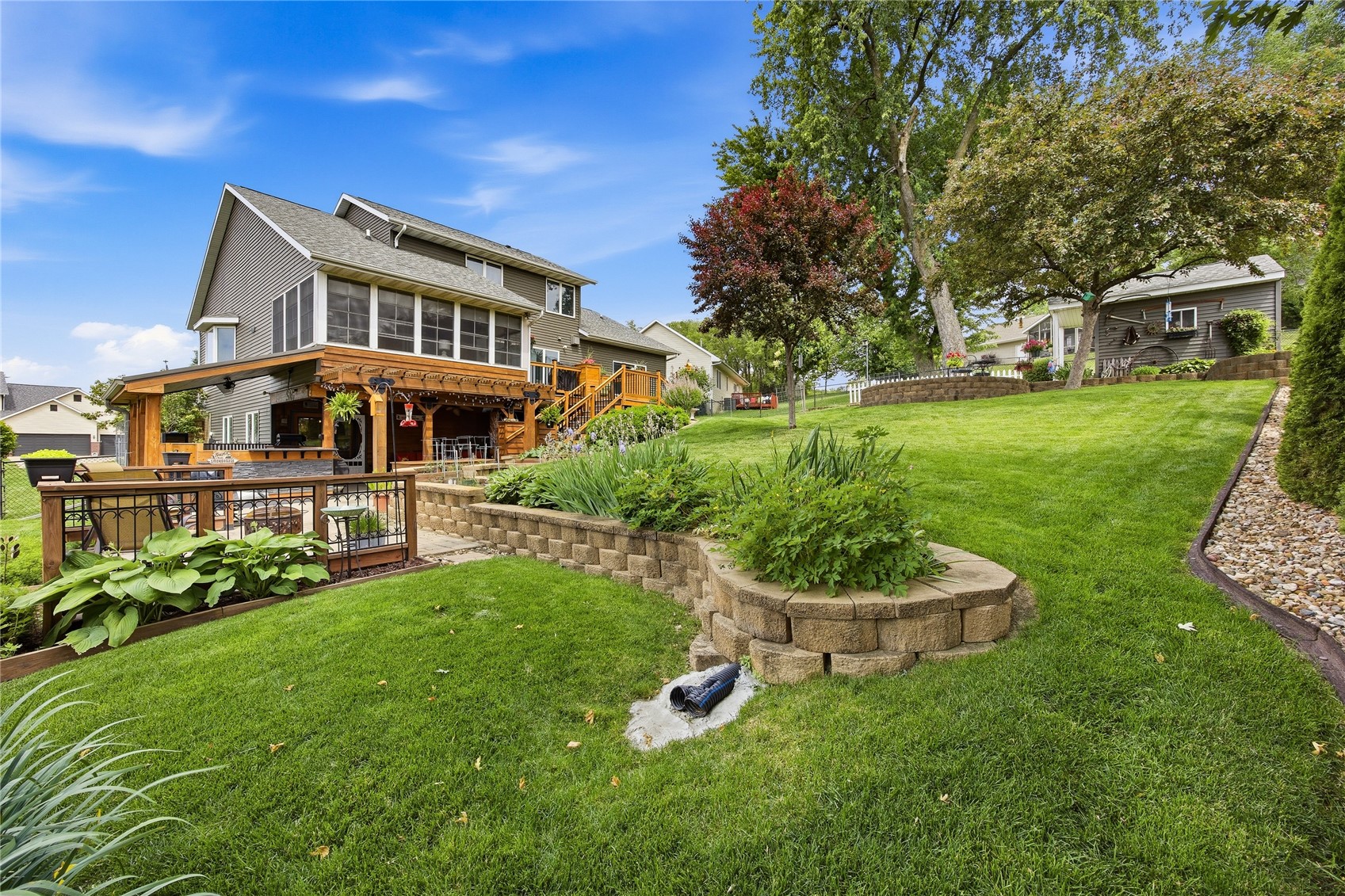 1403 Jackson Woods Court NW Cedar Rapids IA 52405