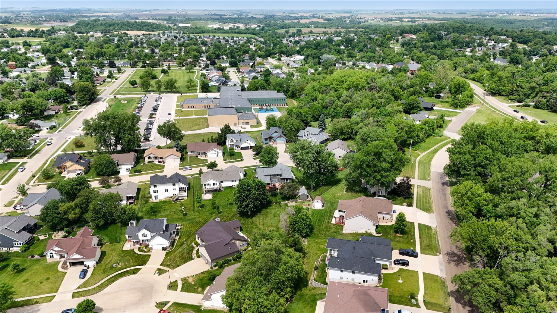 1403 Jackson Woods Court NW Cedar Rapids IA 52405