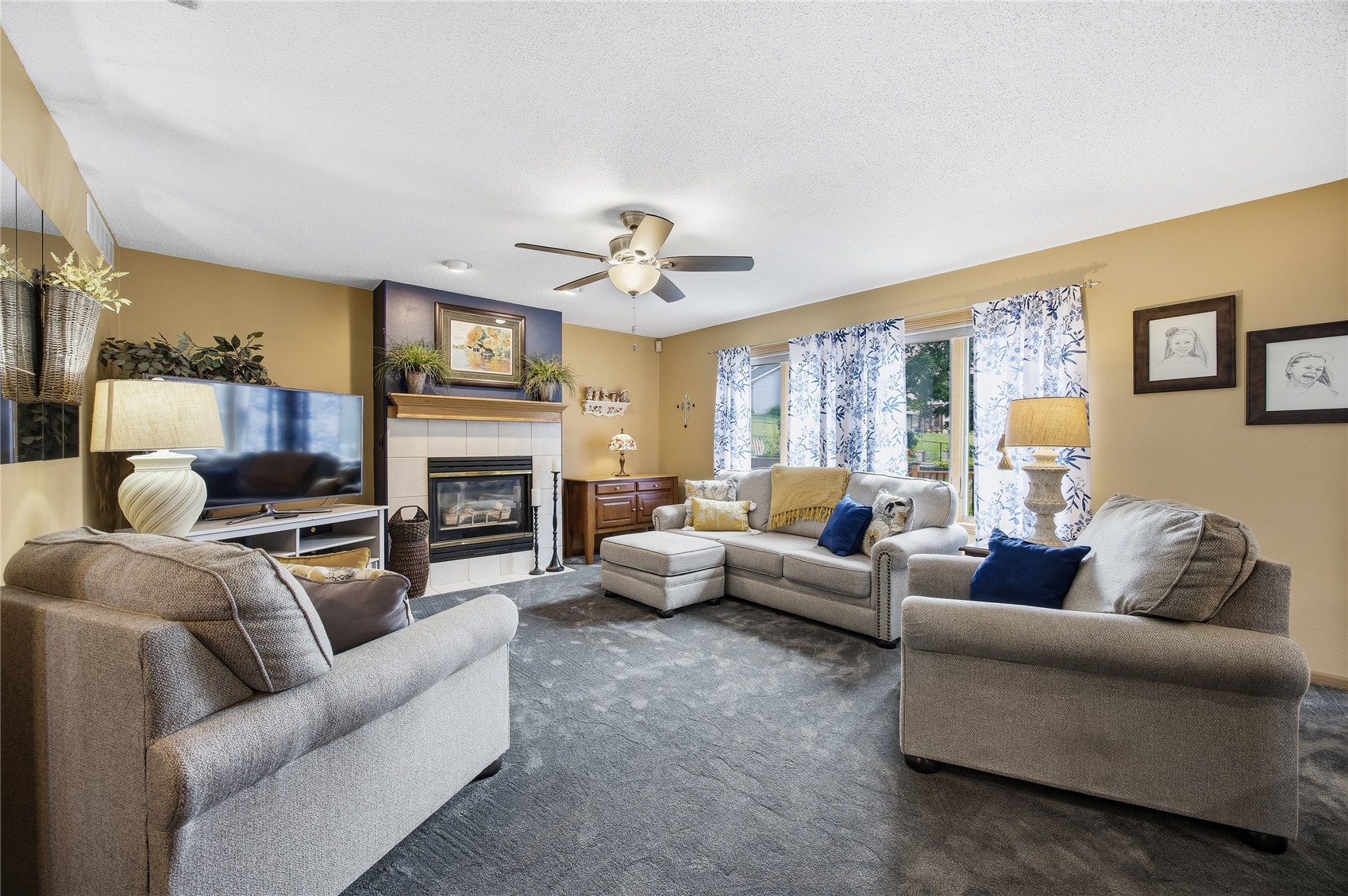 1403 Jackson Woods Court NW Cedar Rapids IA 52405