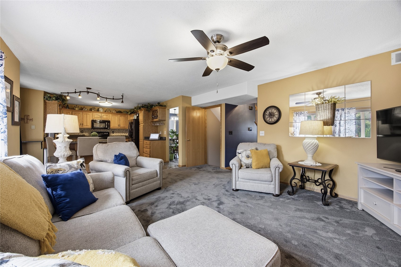 1403 Jackson Woods Court NW Cedar Rapids IA 52405