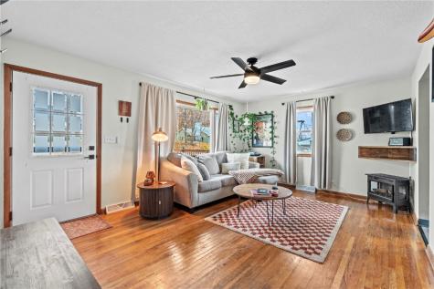 9 33rd Avenue SW Cedar Rapids IA 52404