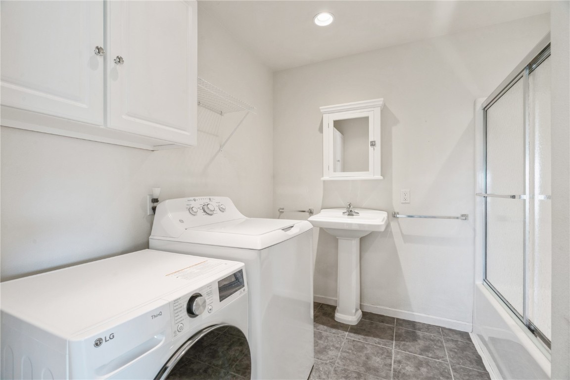 403 Chamber Drive Anamosa IA 52205