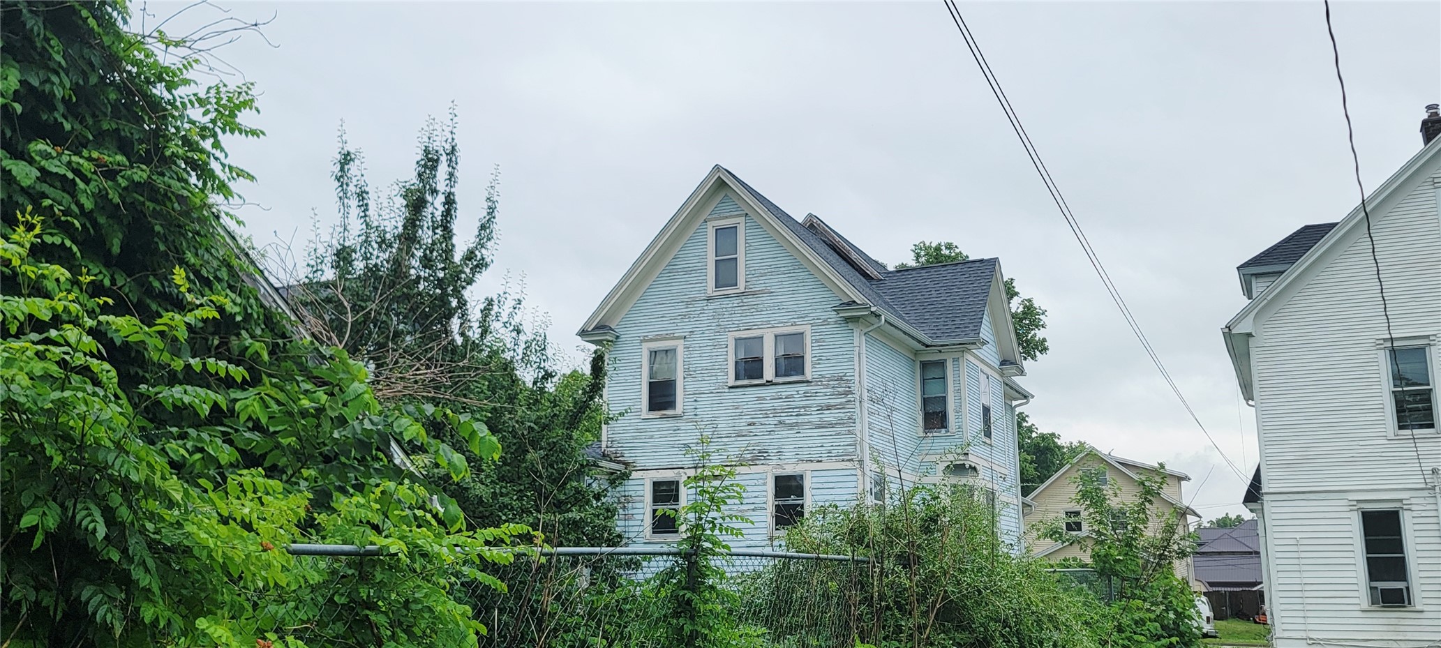 1520 4th Avenue Cedar Rapids IA 52403