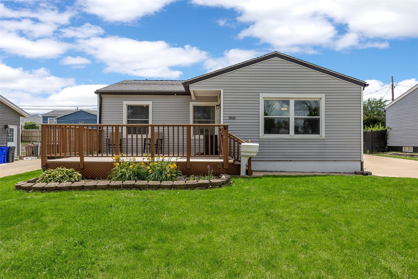 5515 Cedar Drive NW Cedar Rapids IA 52405