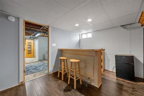 5515 Cedar Drive NW Cedar Rapids IA 52405