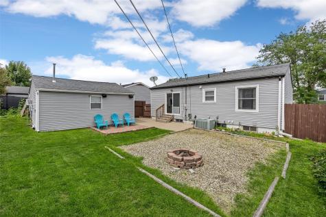 5515 Cedar Drive NW Cedar Rapids IA 52405