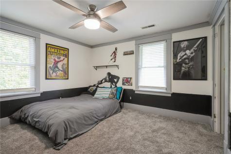 2312 B Avenue NE Cedar Rapids IA 52402