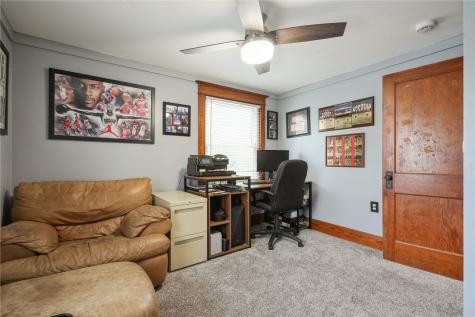 2312 B Avenue NE Cedar Rapids IA 52402