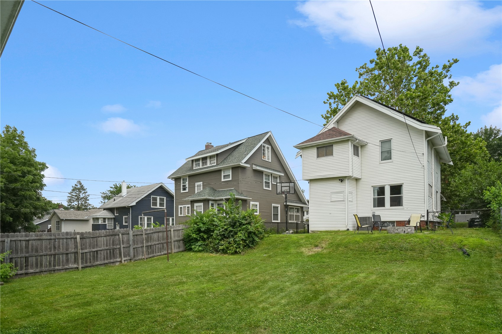 2312 B Avenue NE Cedar Rapids IA 52402