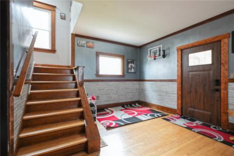 2312 B Avenue NE Cedar Rapids IA 52402