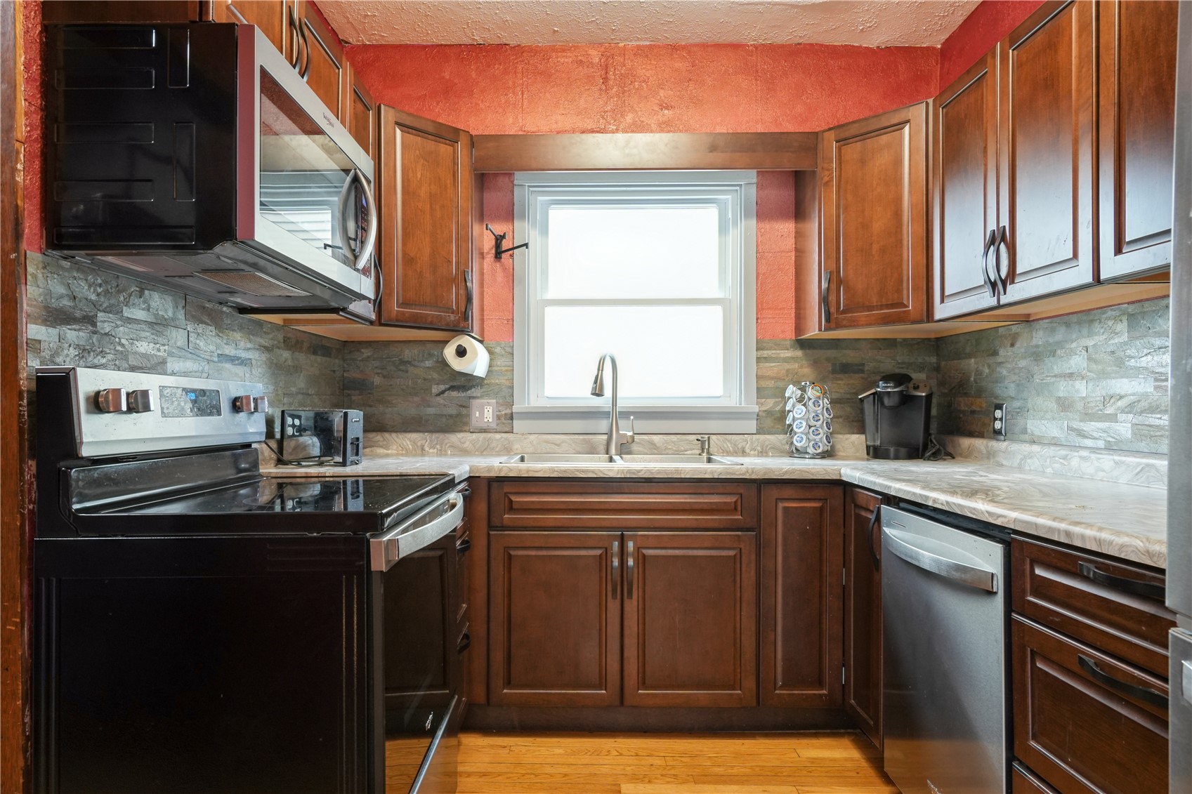 2312 B Avenue NE Cedar Rapids IA 52402