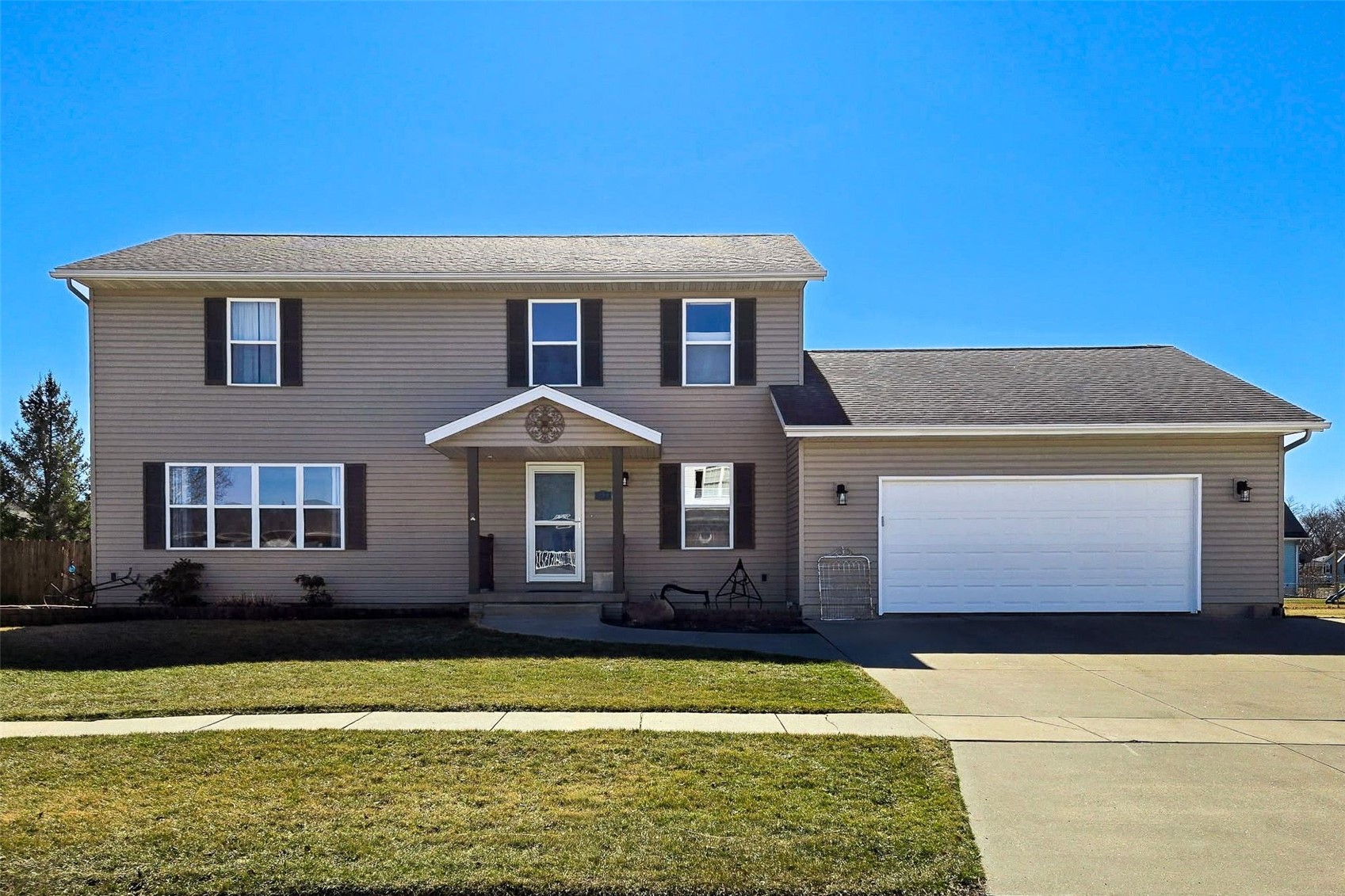 214 Donald Drive Alburnett IA 52202