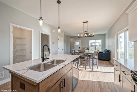 2335 Roycroft Alley Marion IA 52302