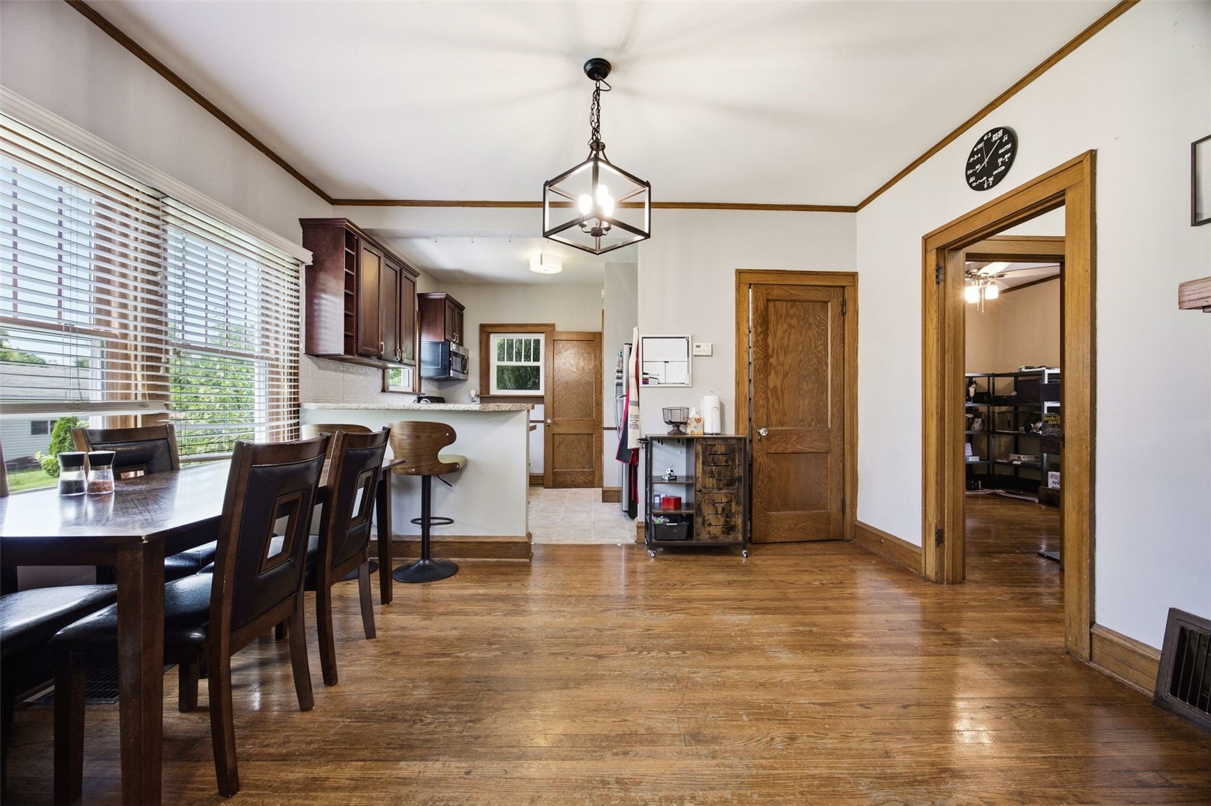 1534 Center Street NE Cedar Rapids IA 52402