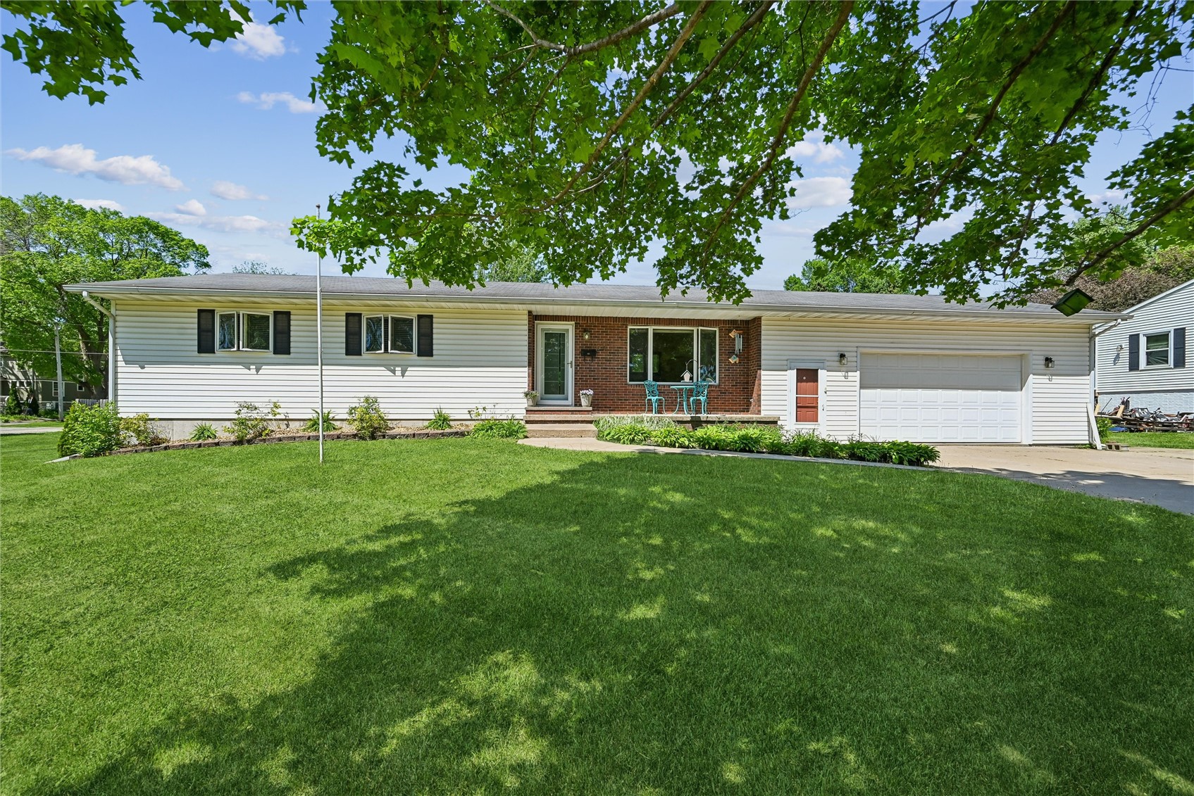 707 Park Avenue NW Mt Vernon IA 52314