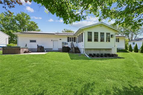 707 Park Avenue NW Mt Vernon IA 52314