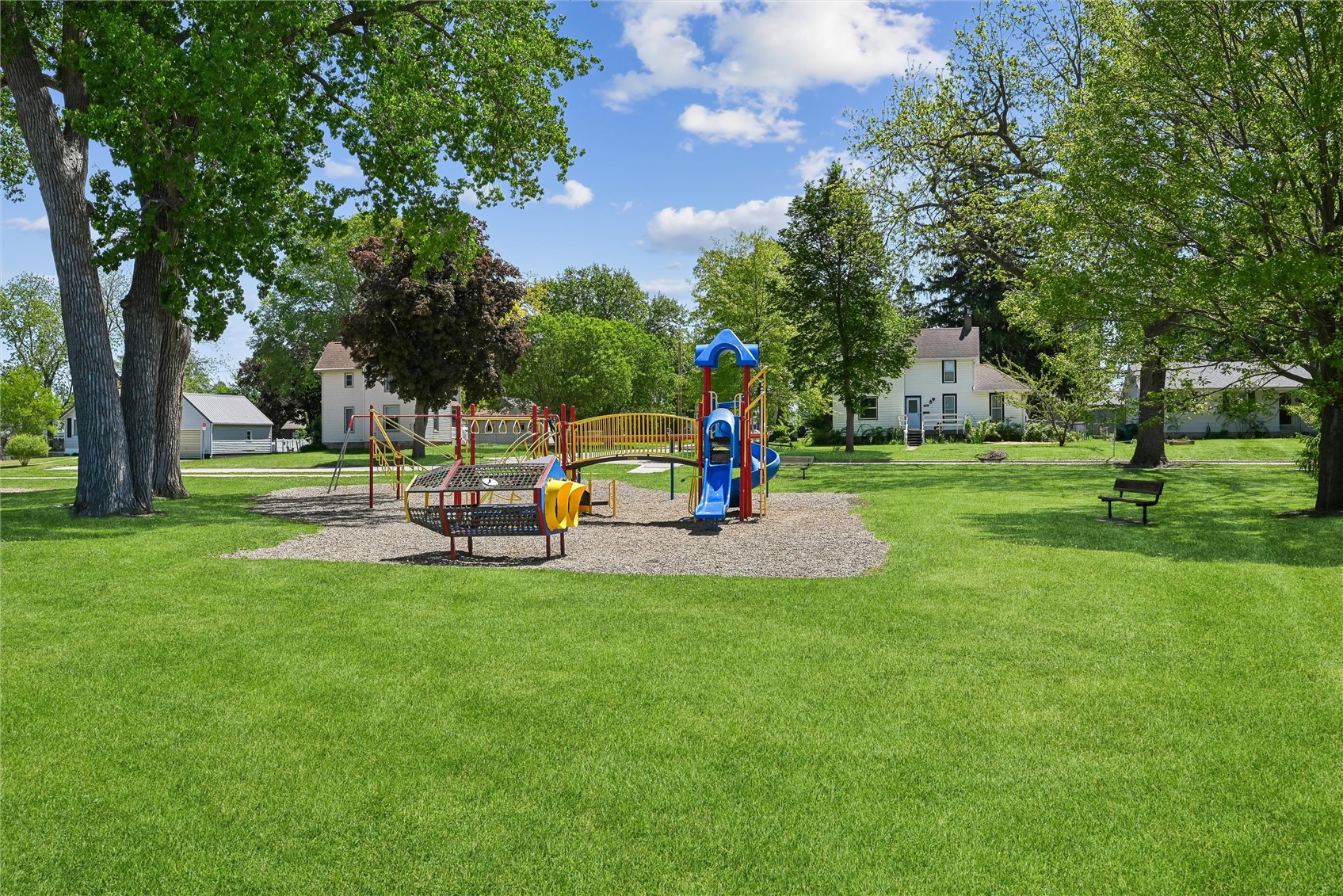 707 Park Avenue NW Mt Vernon IA 52314