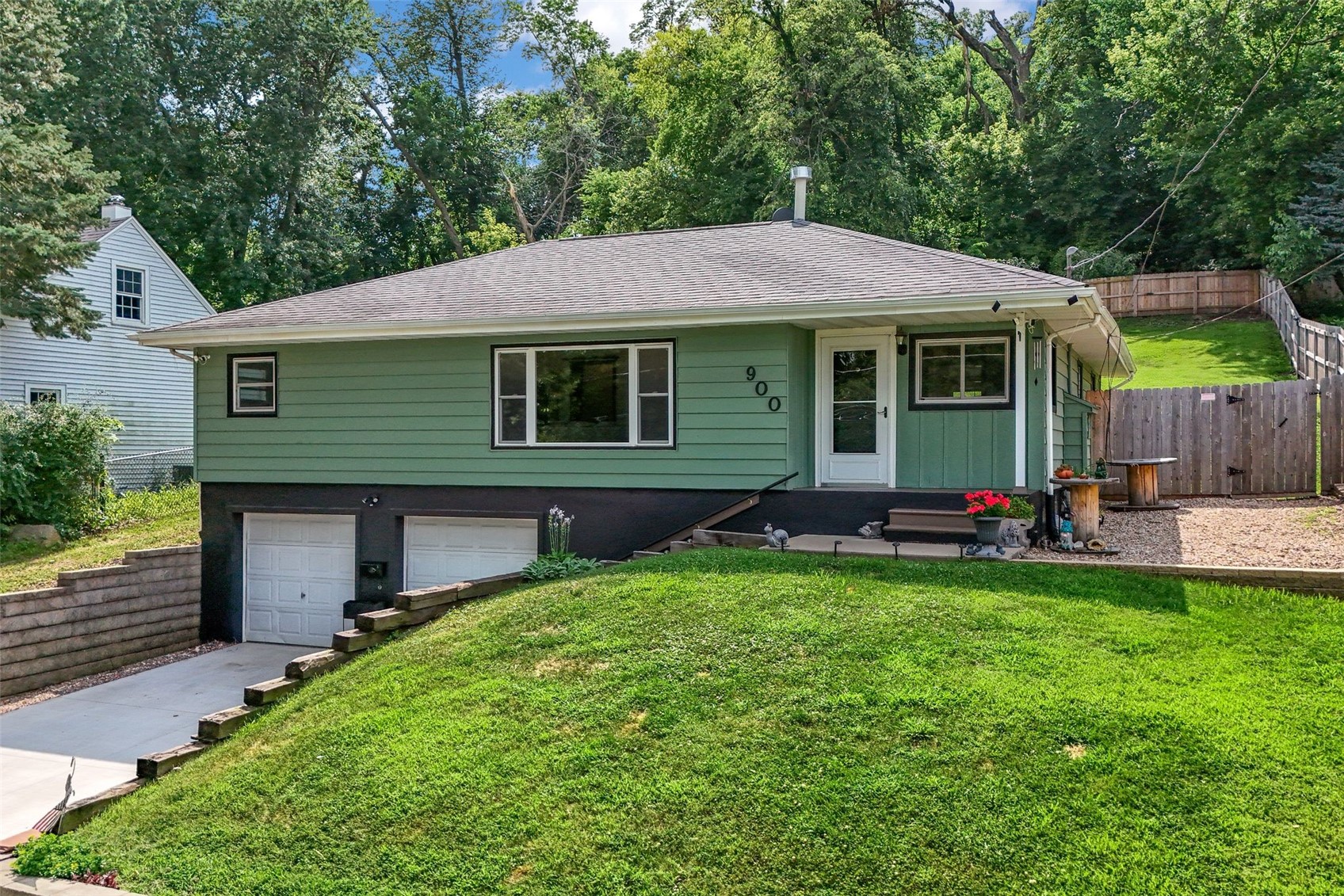 900 13th Street NW Cedar Rapids IA 52405