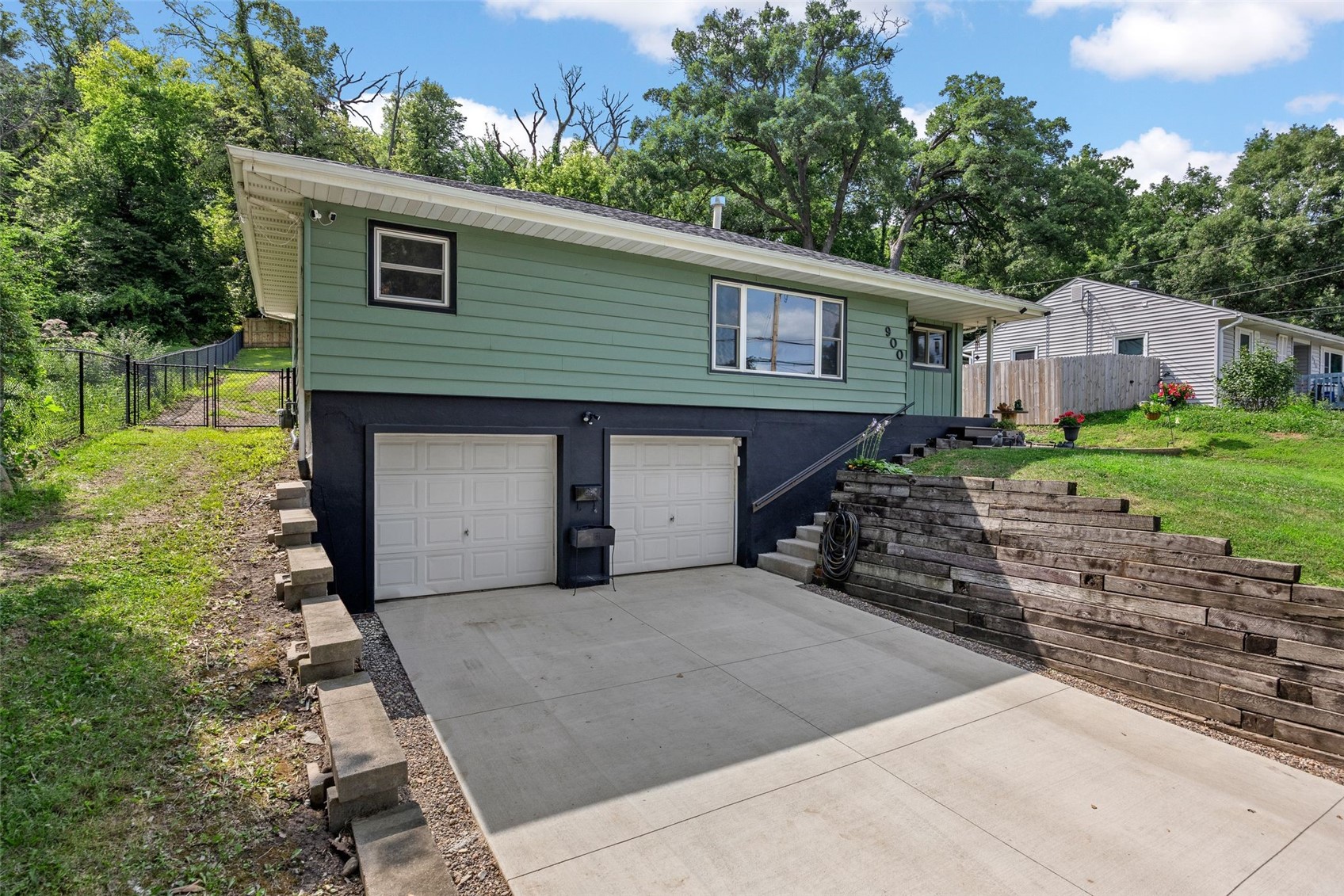 900 13th Street NW Cedar Rapids IA 52405