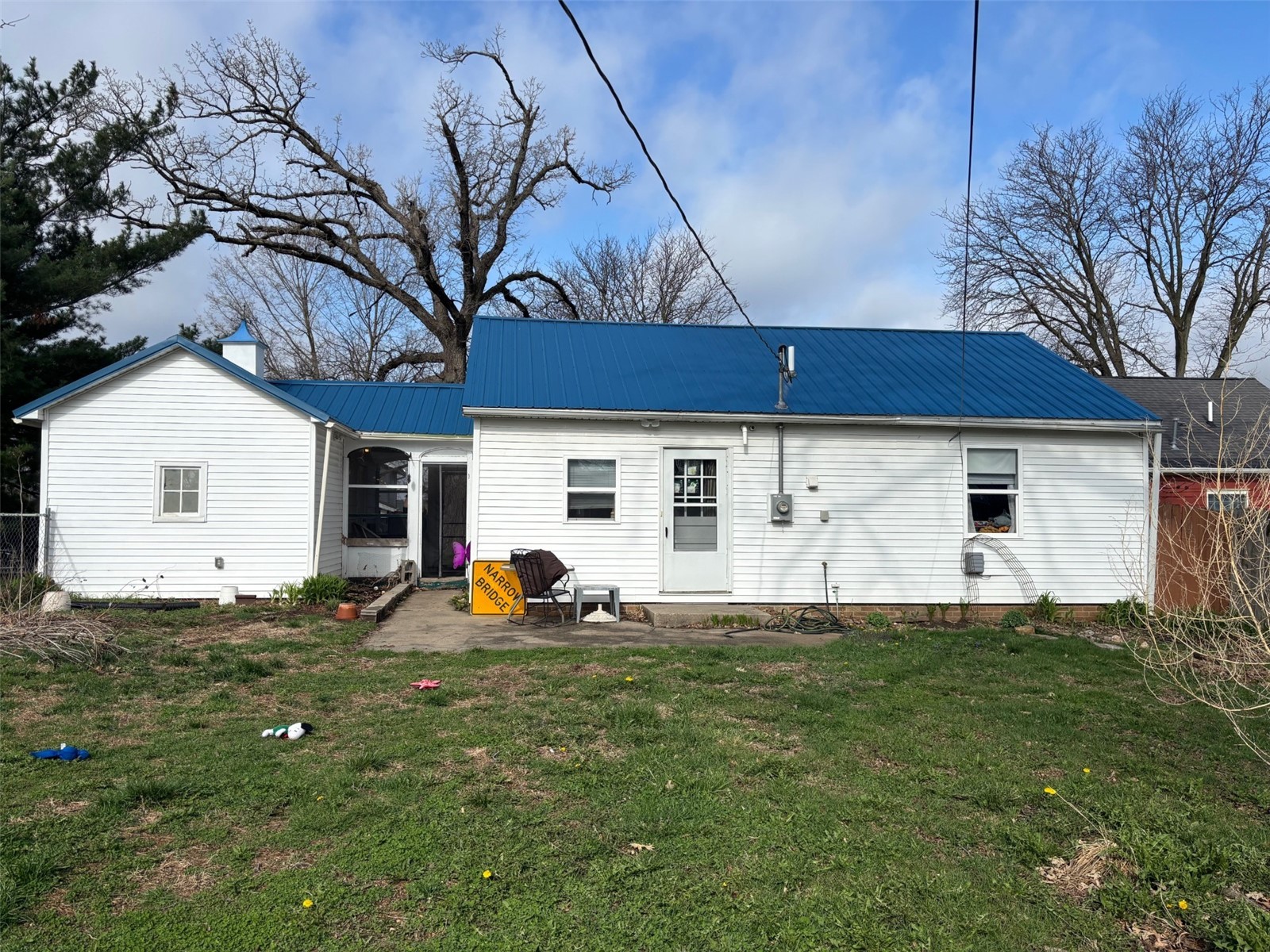 1052 Daniels Street NE Cedar Rapids IA 52402