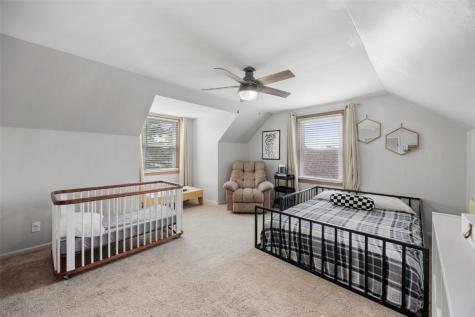 260 34th Avenue Marion IA 52302