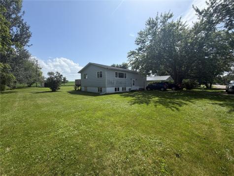215 Kohl Street Martelle IA 52305