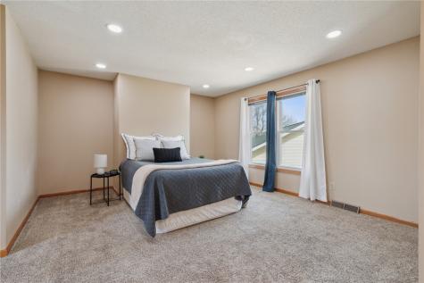 8440 Federalist Road Marion IA 52302