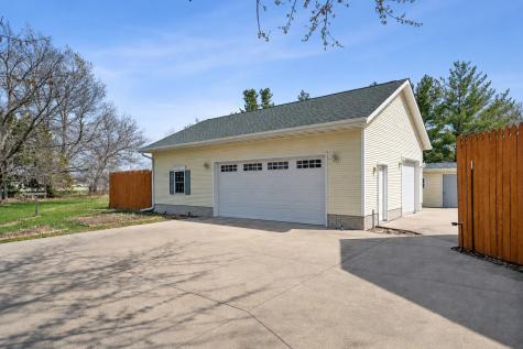 8440 Federalist Road Marion IA 52302