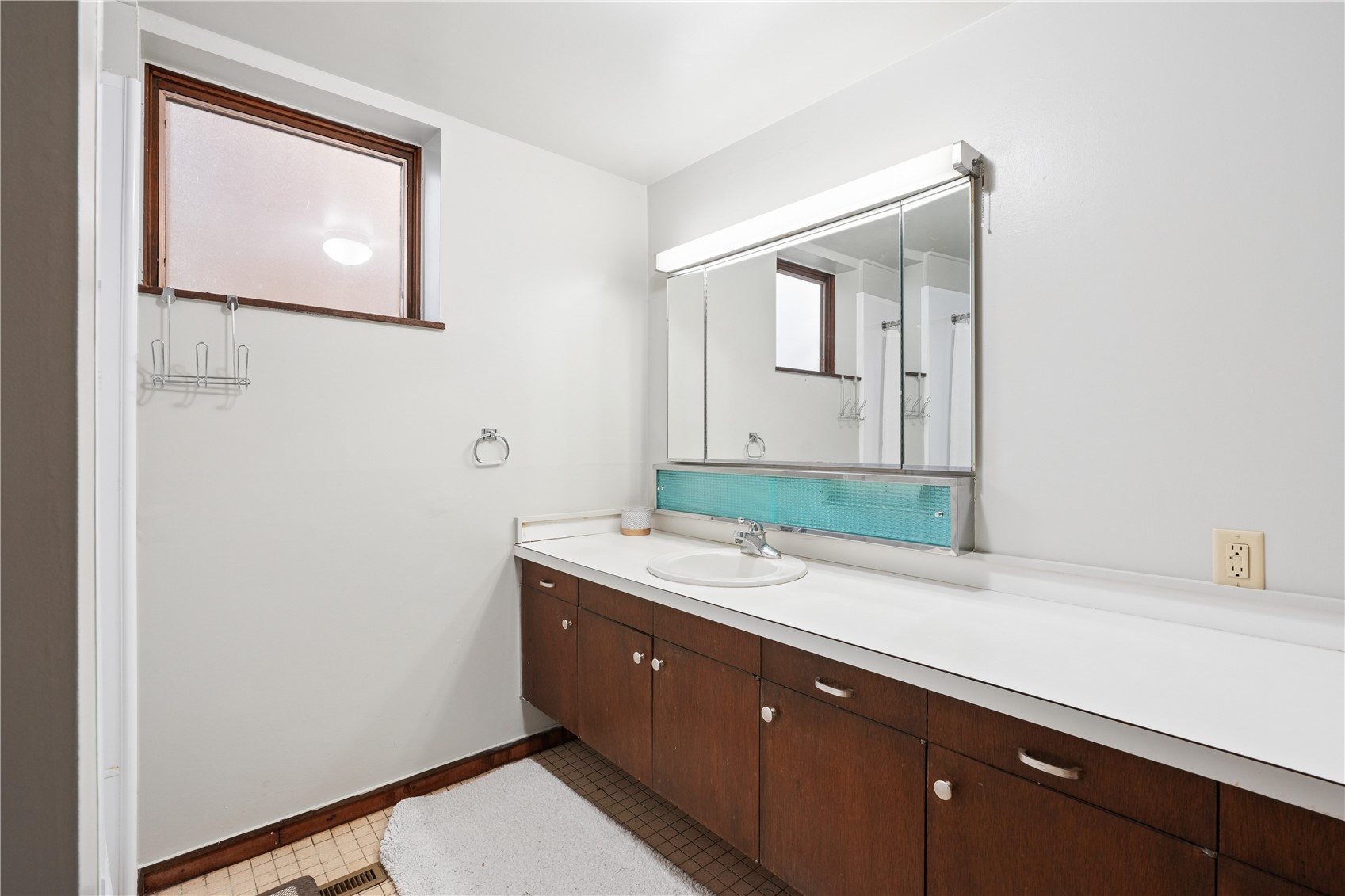 1980 Valley View Drive NE North Liberty IA 52317
