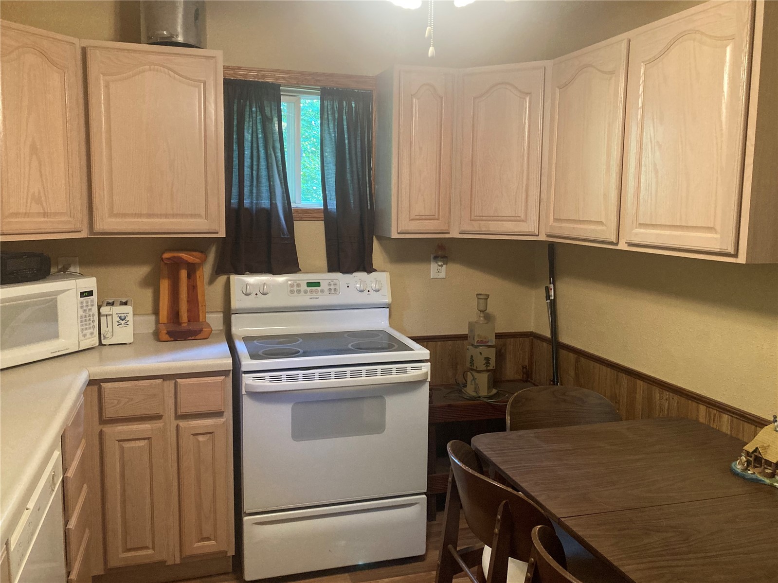 5454 22nd Avenue Mt Auburn IA 52313