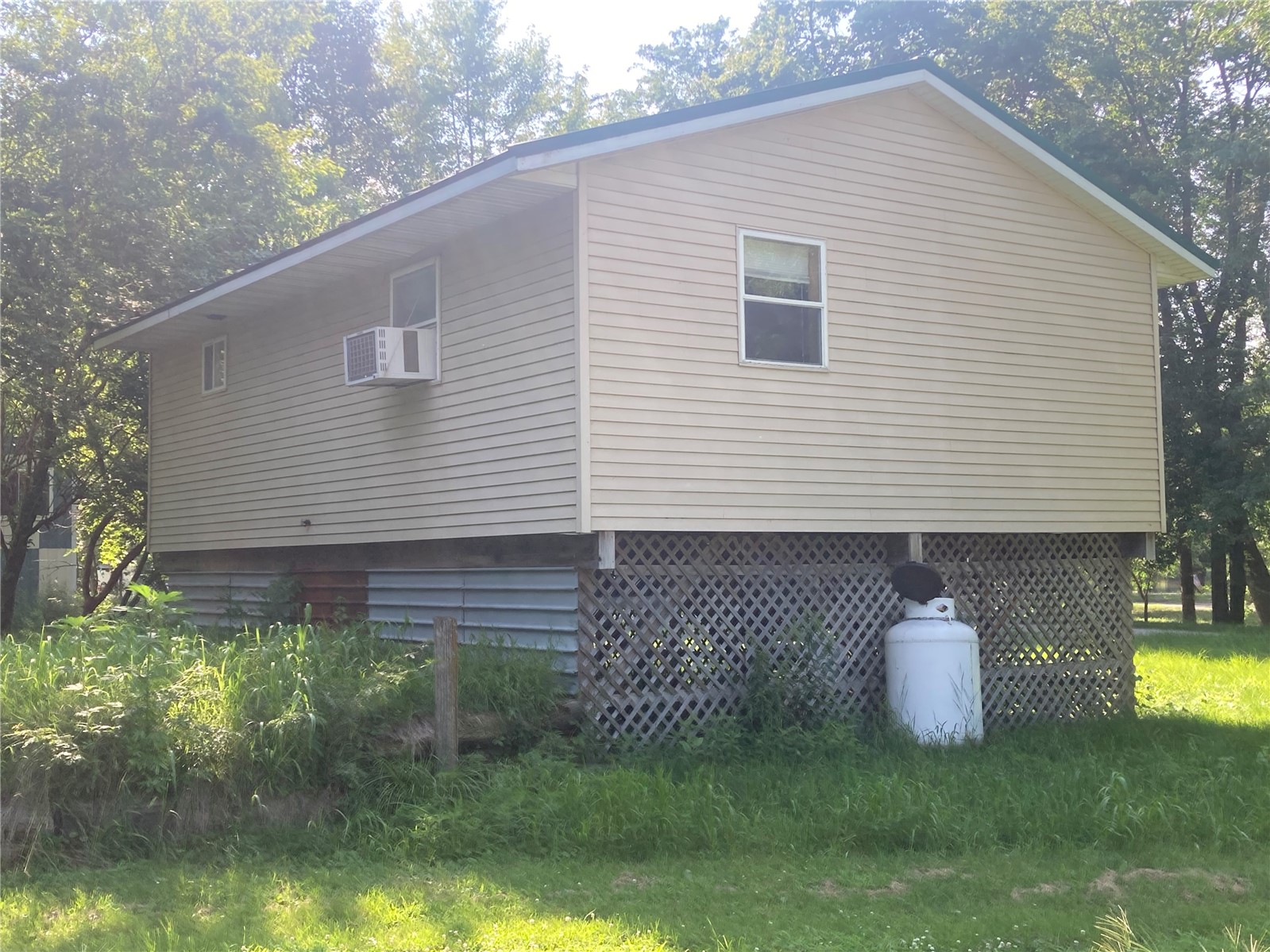 5454 22nd Avenue Mt Auburn IA 52313
