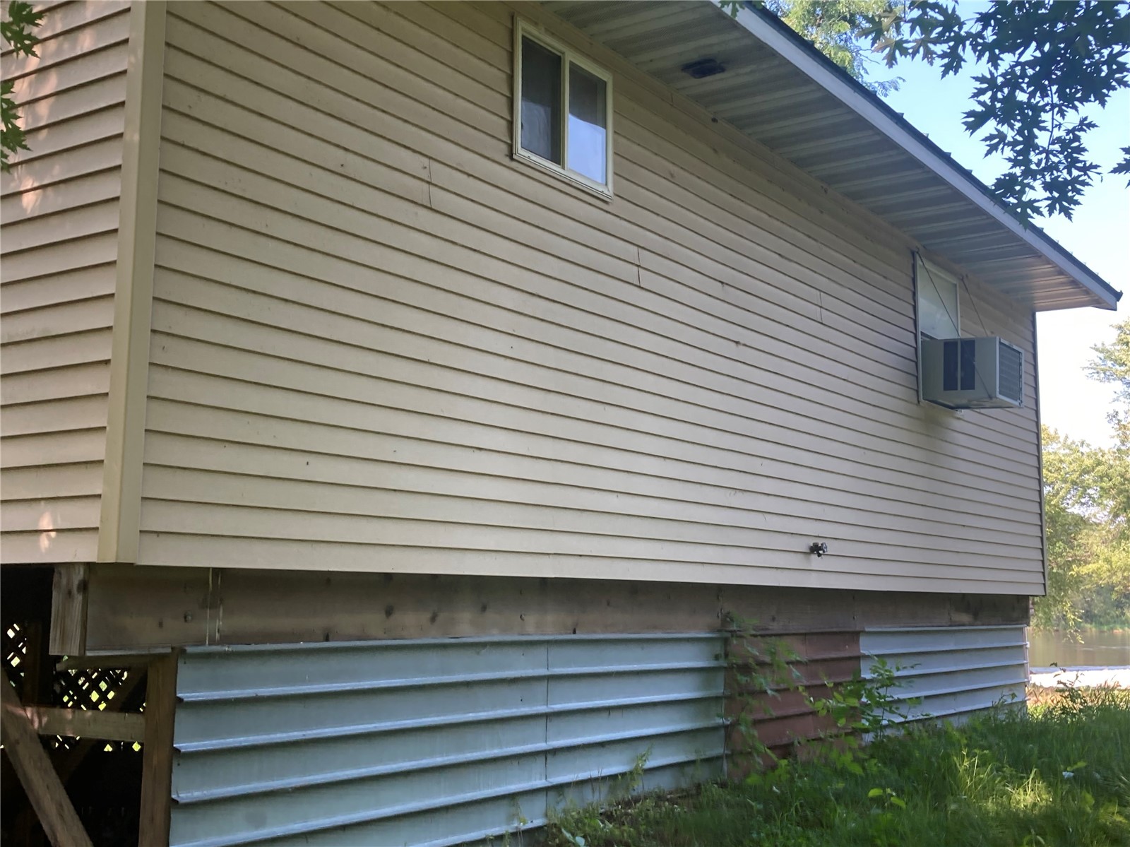 5454 22nd Avenue Mt Auburn IA 52313