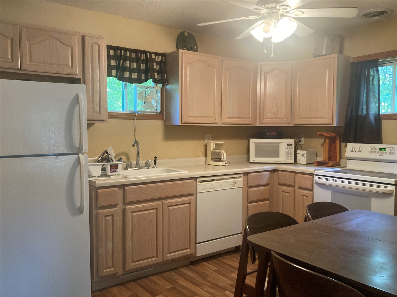 5454 22nd Avenue Mt Auburn IA 52313