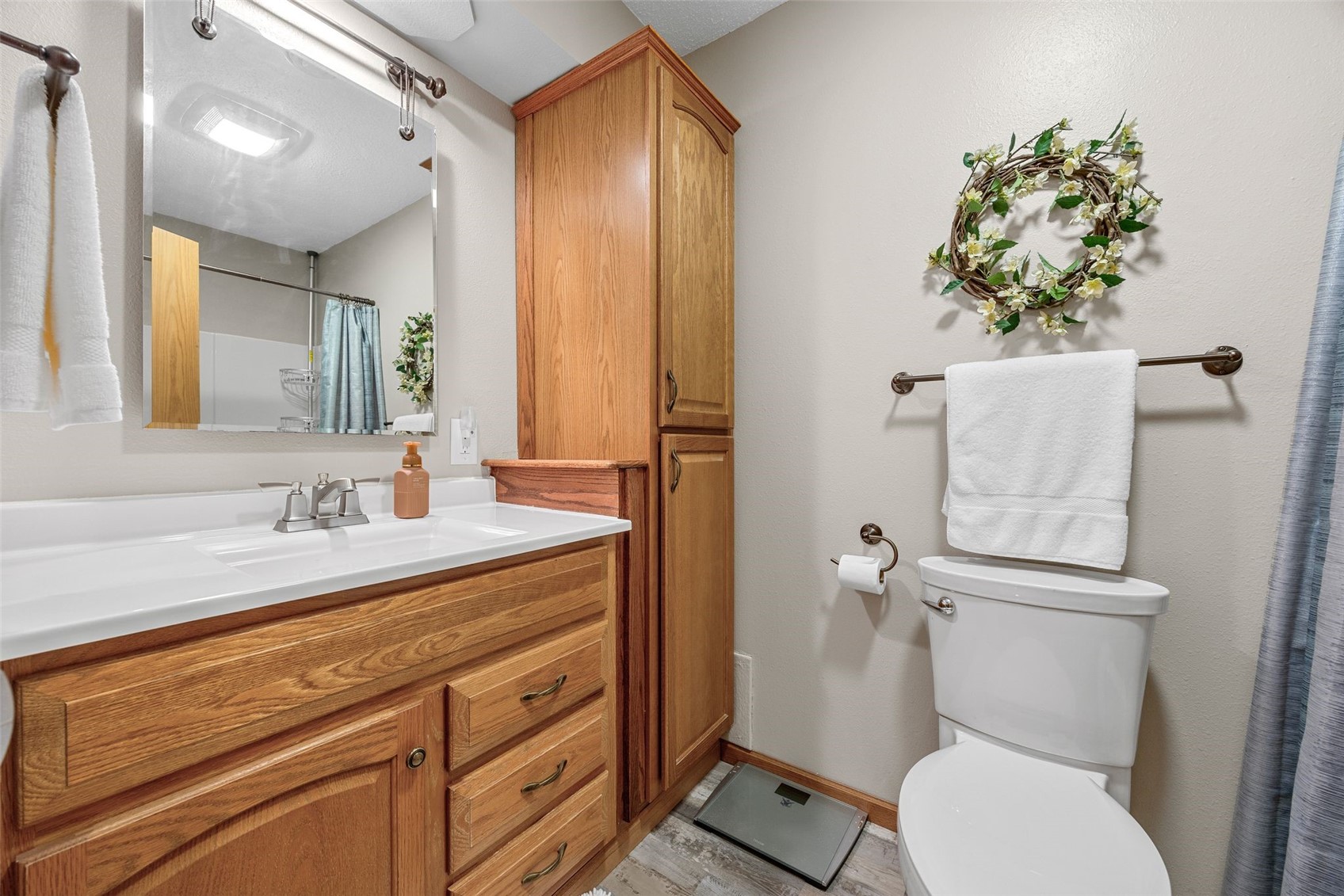 315 G Avenue W Walford IA 52351