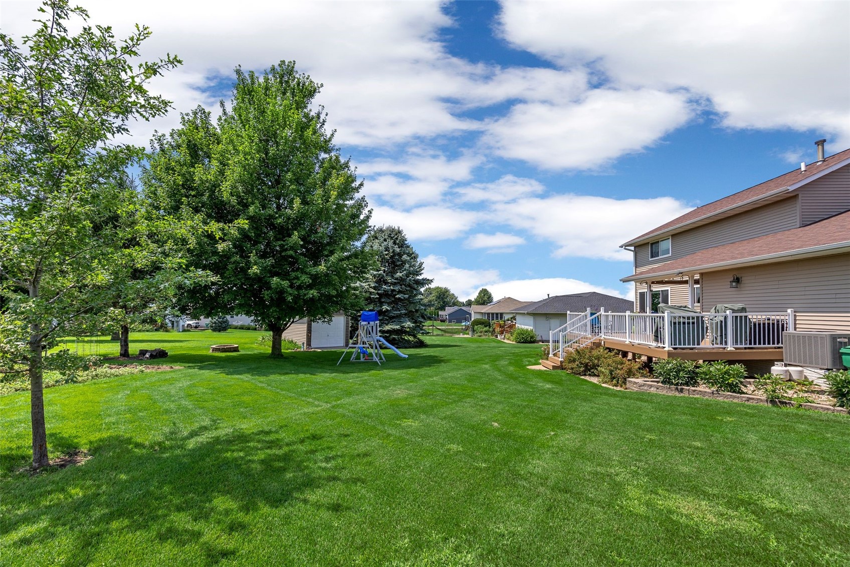 315 G Avenue W Walford IA 52351