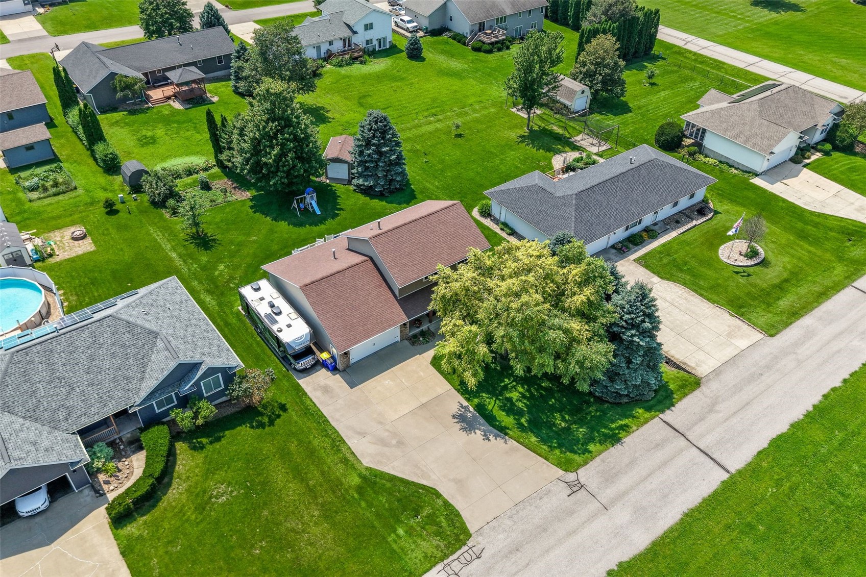 315 G Avenue W Walford IA 52351