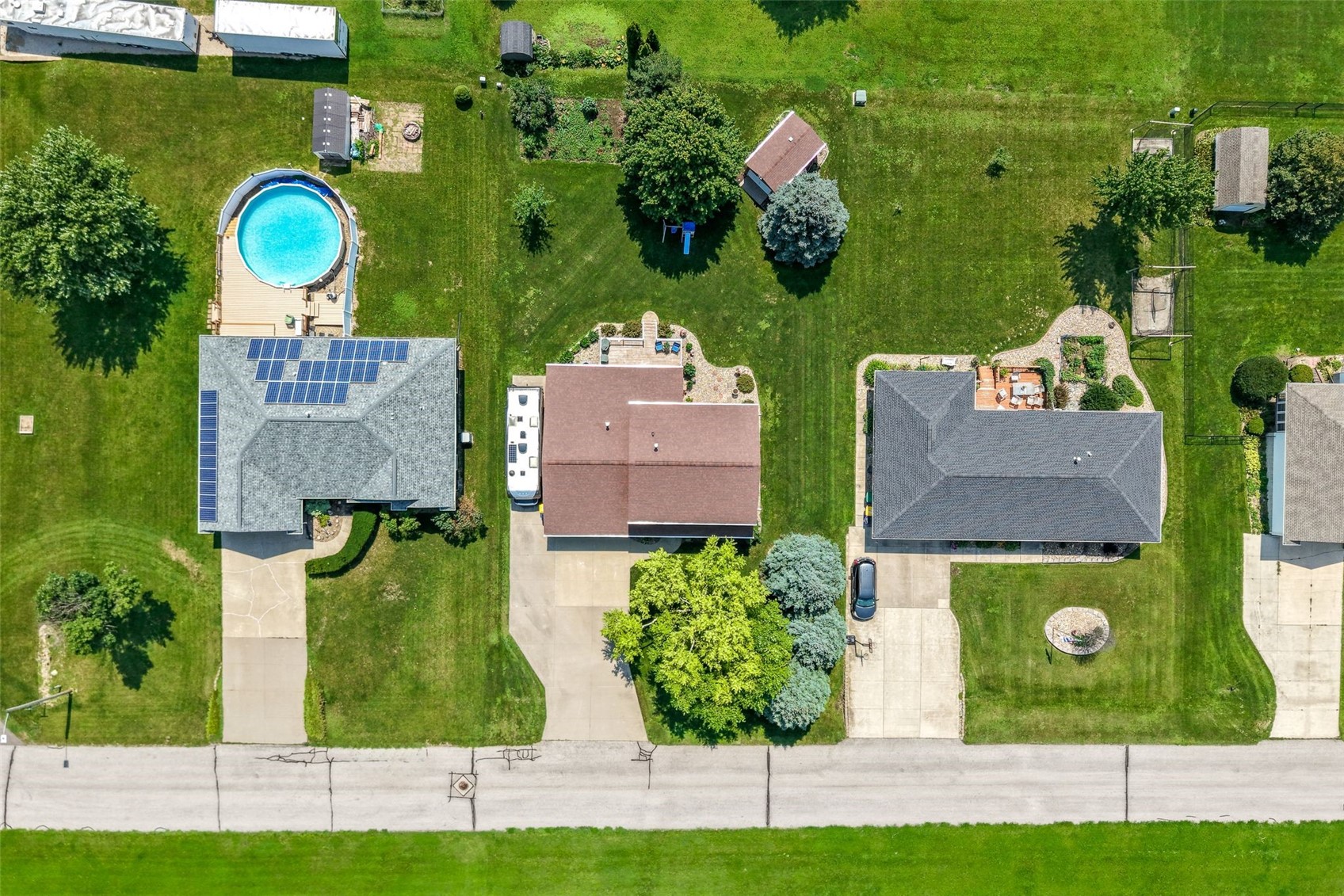 315 G Avenue W Walford IA 52351