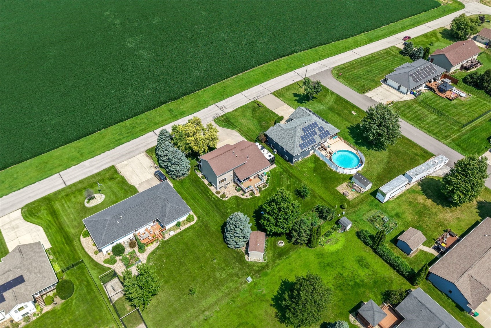 315 G Avenue W Walford IA 52351