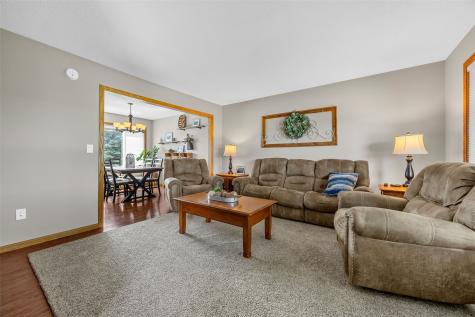 315 G Avenue W Walford IA 52351