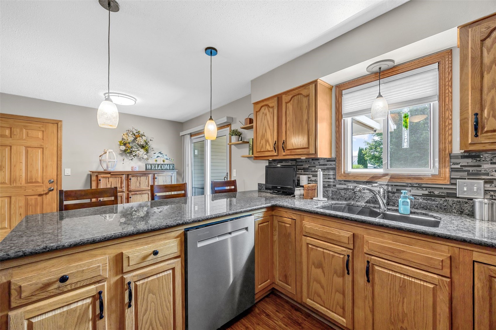 315 G Avenue W Walford IA 52351