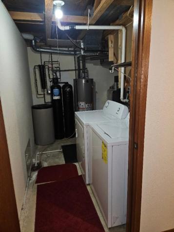 1604 13th Avenue Belle Plaine IA 52208