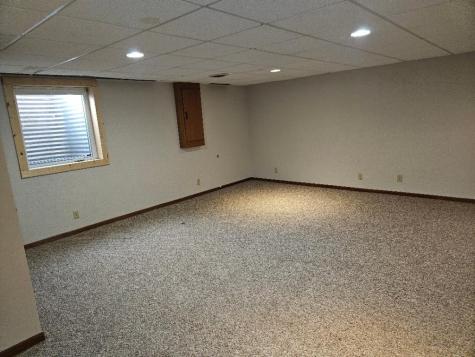 1604 13th Avenue Belle Plaine IA 52208