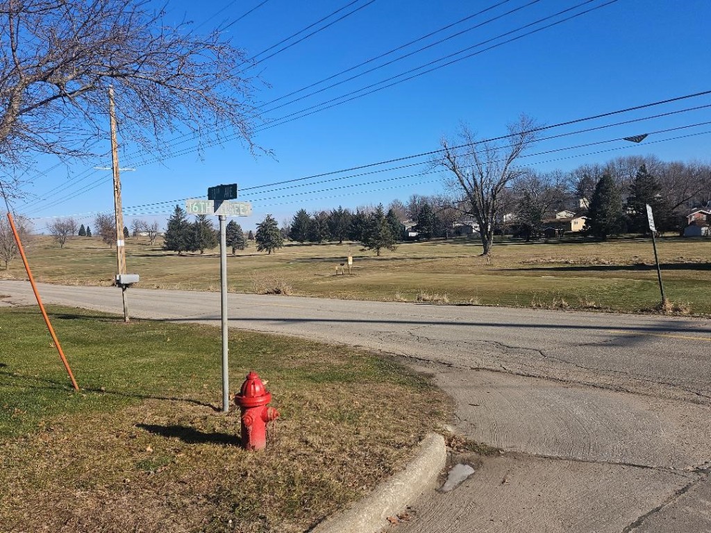 1604 13th Avenue Belle Plaine IA 52208