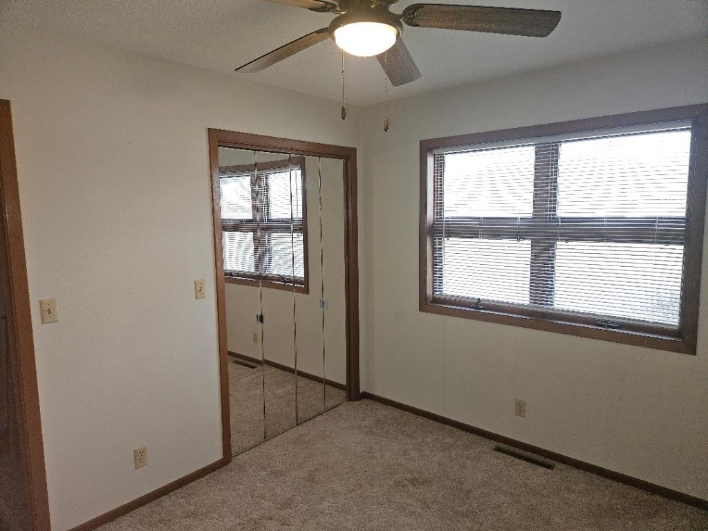 1604 13th Avenue Belle Plaine IA 52208